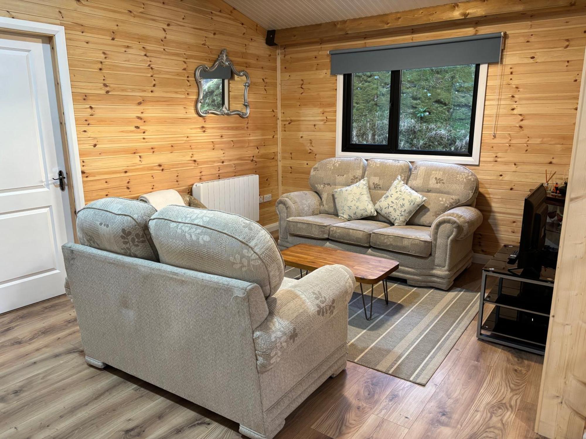 Holiday home Rosies Maum *