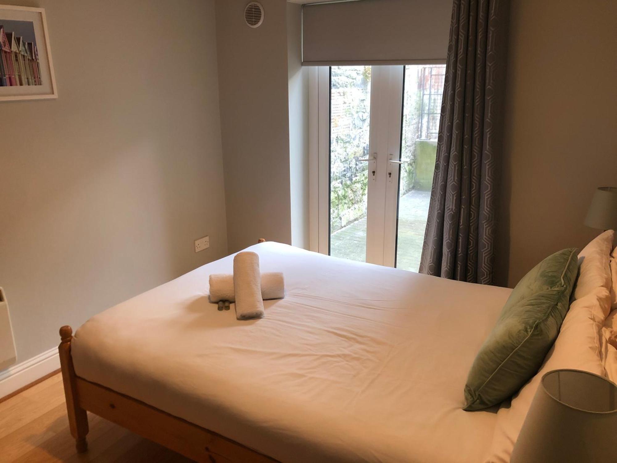 3 Bedroom On The Docks In Apartment