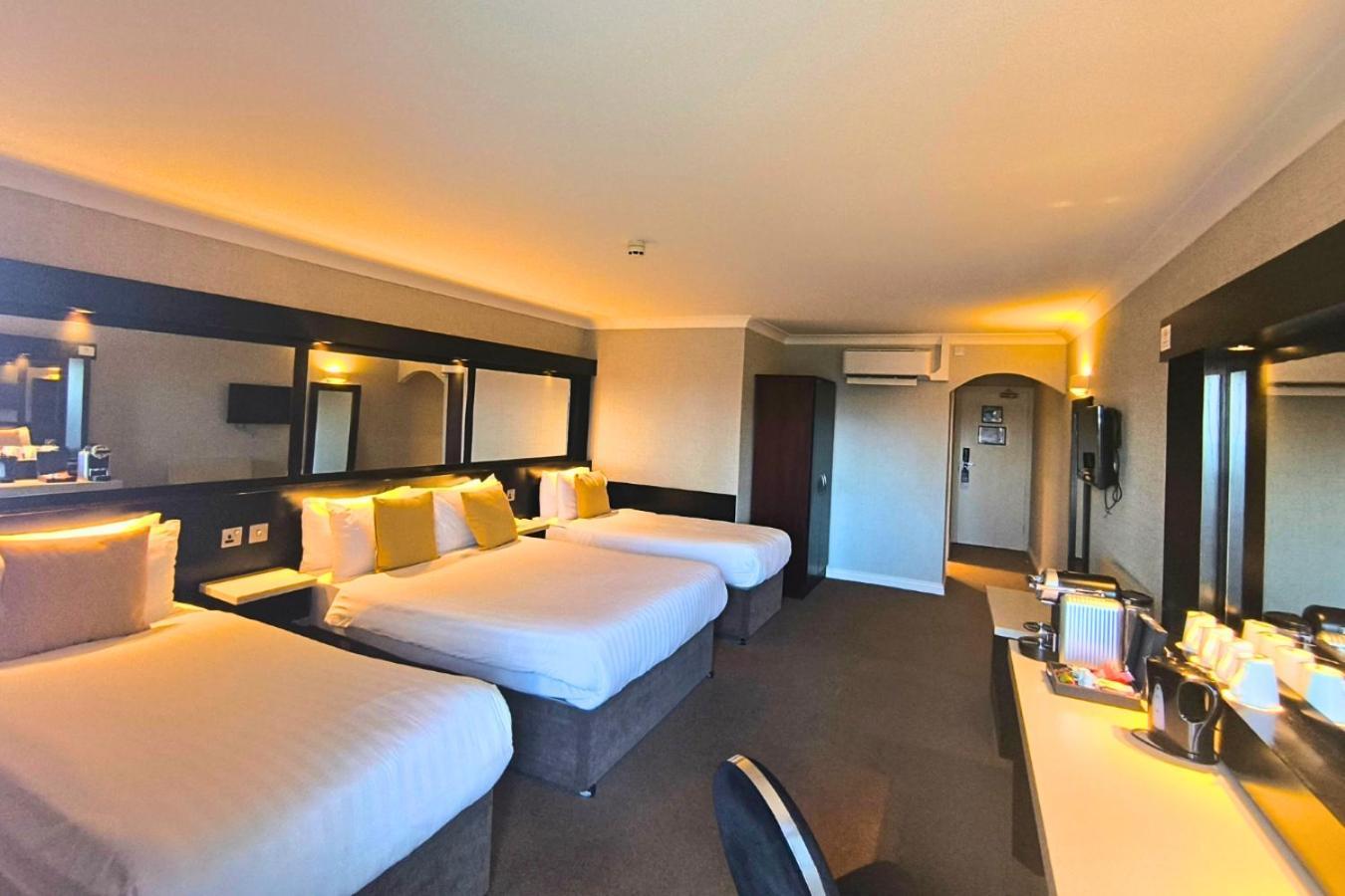 Hotel Flannery's Galway