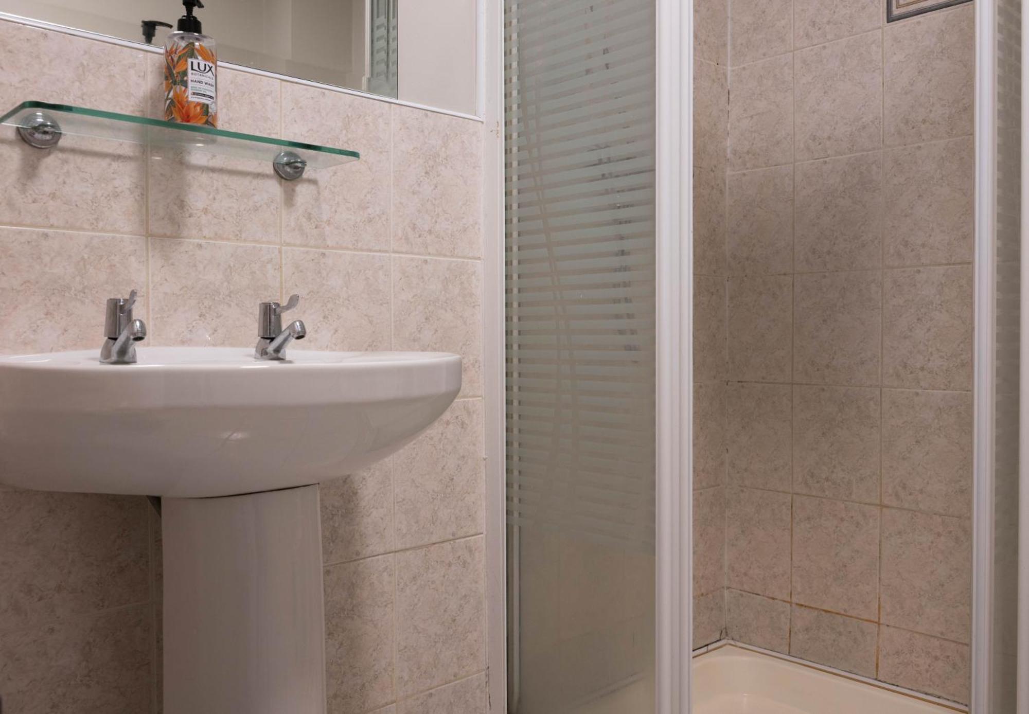 By The Sea Salthill - Entire Apartment