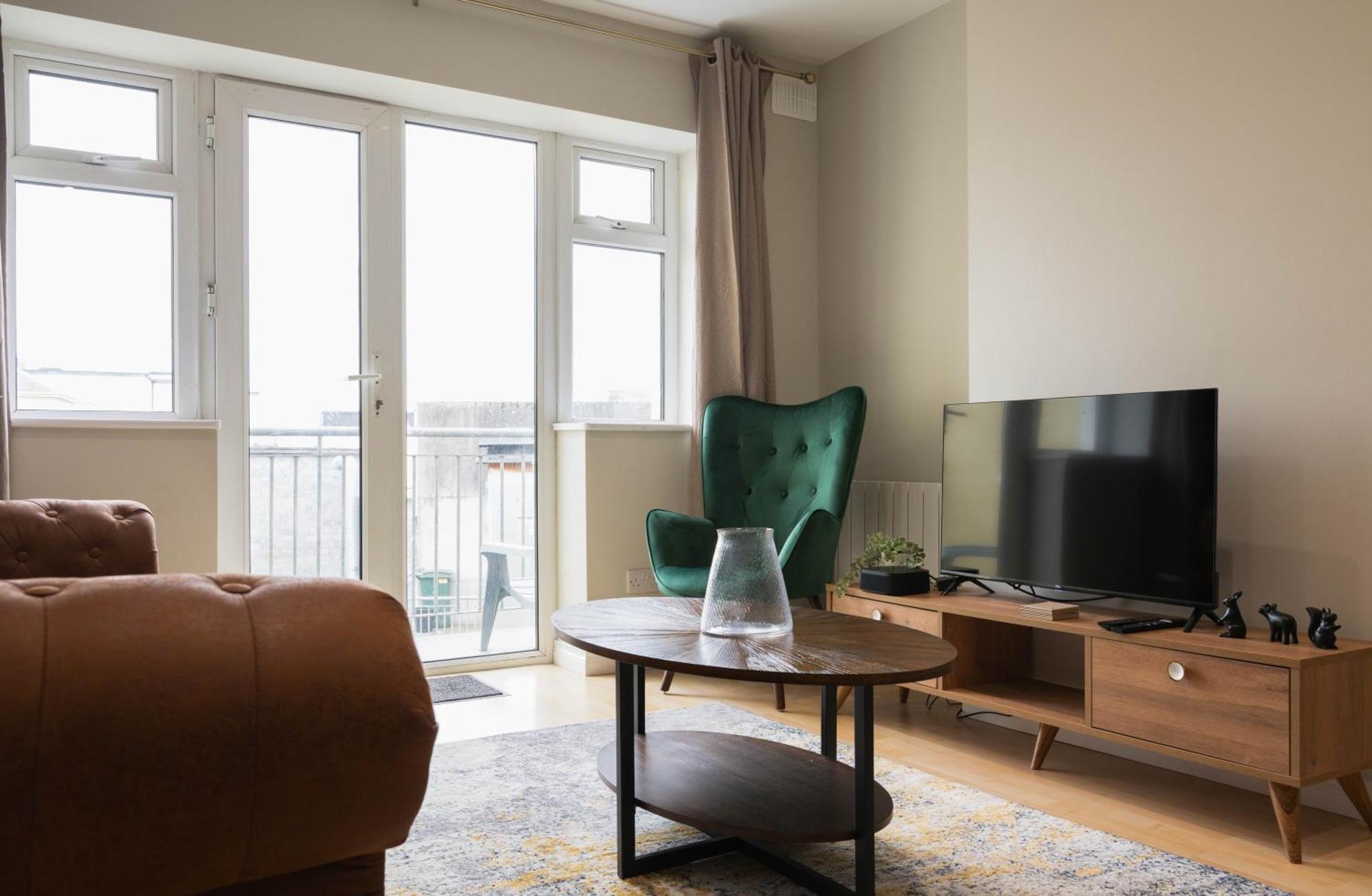 Apartment By The Sea Salthill - Entire