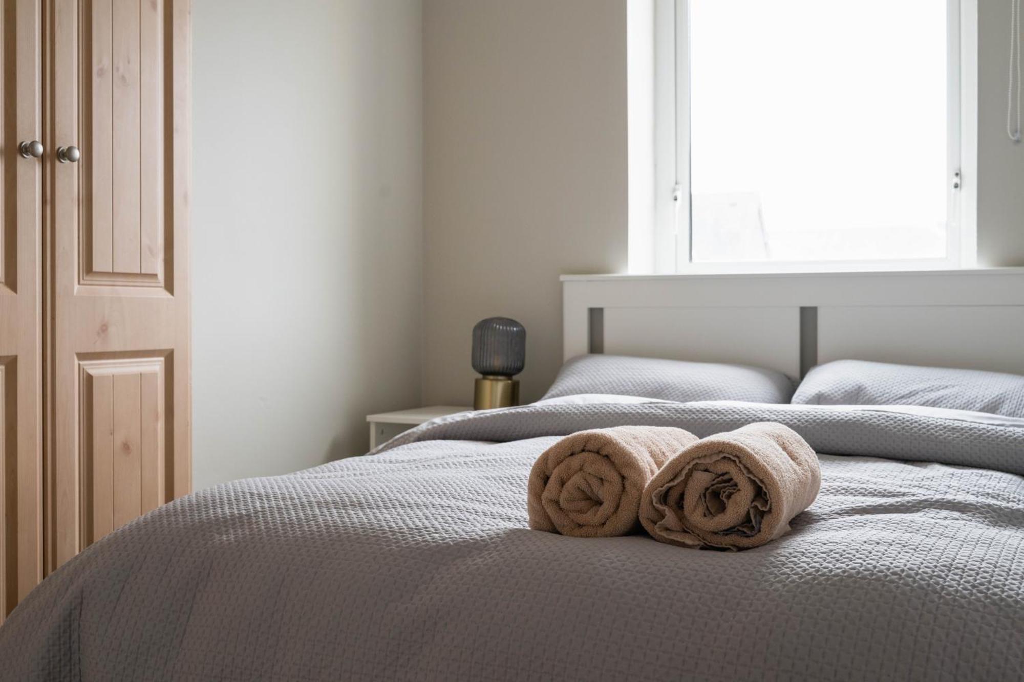 Apartment By The Sea Salthill - Entire Galway