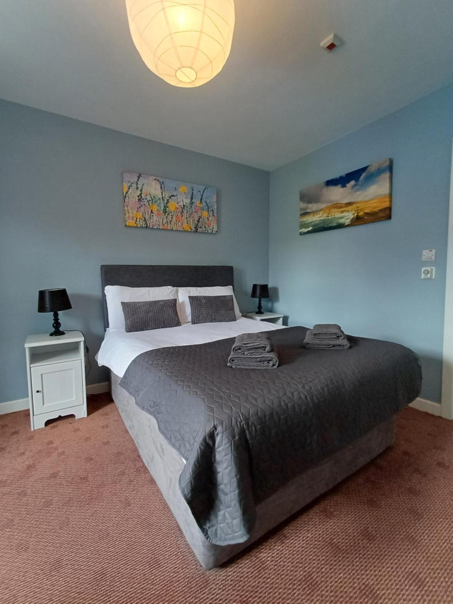 Clonbur House - One Bedroom Galway