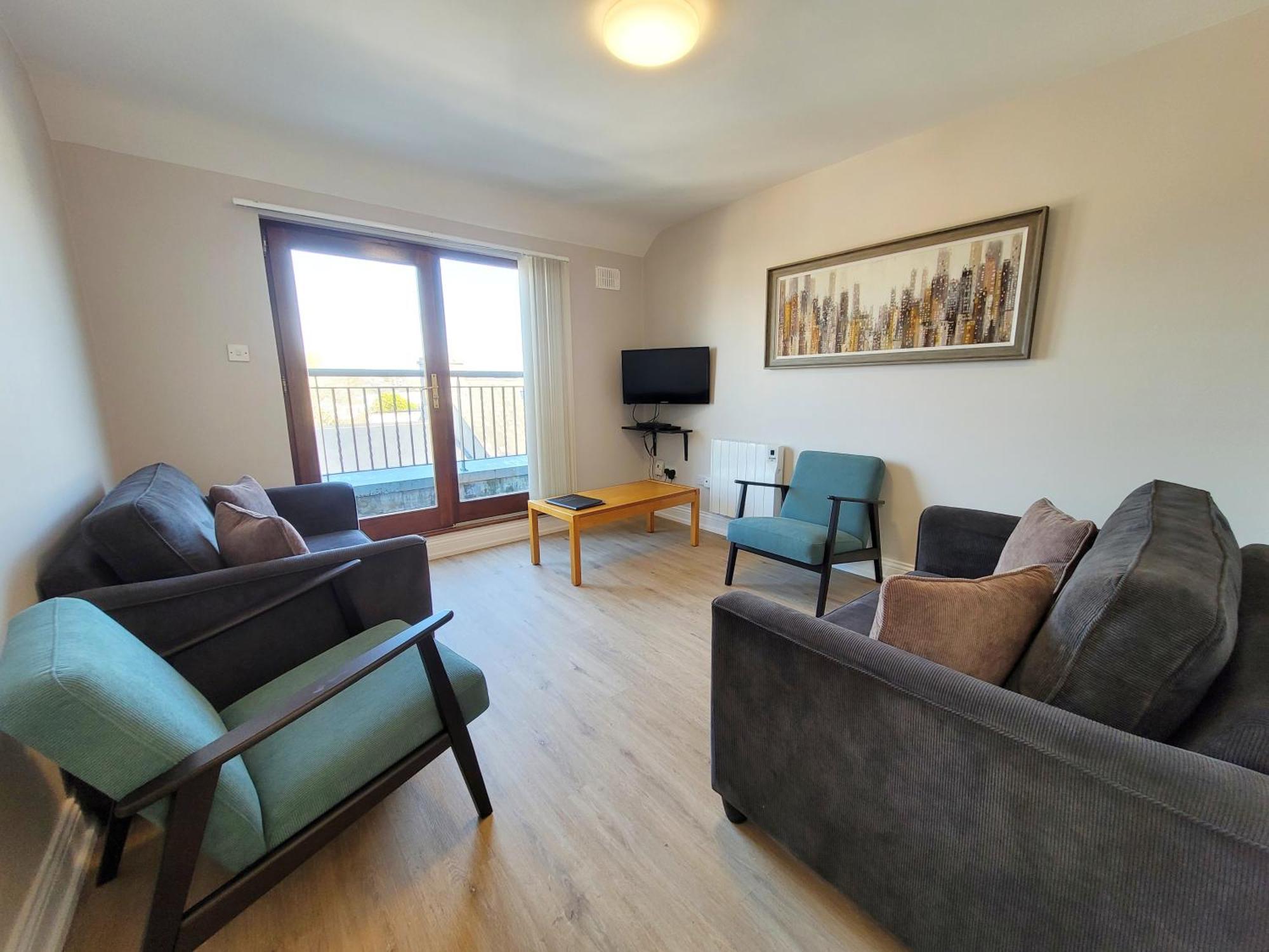 Aparthotel Donegan Court 3*