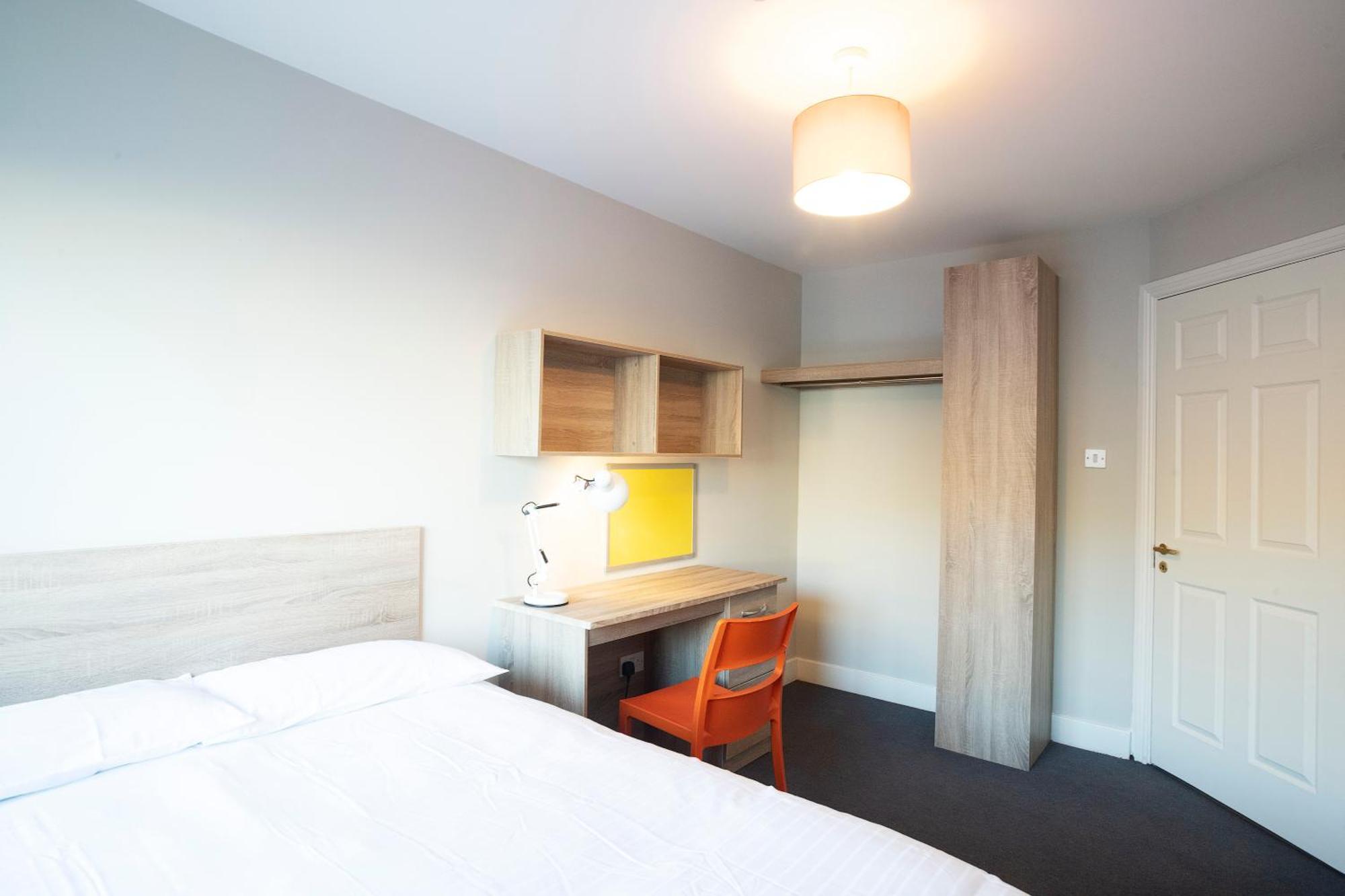 Three Bedroom - Edward Square Galway