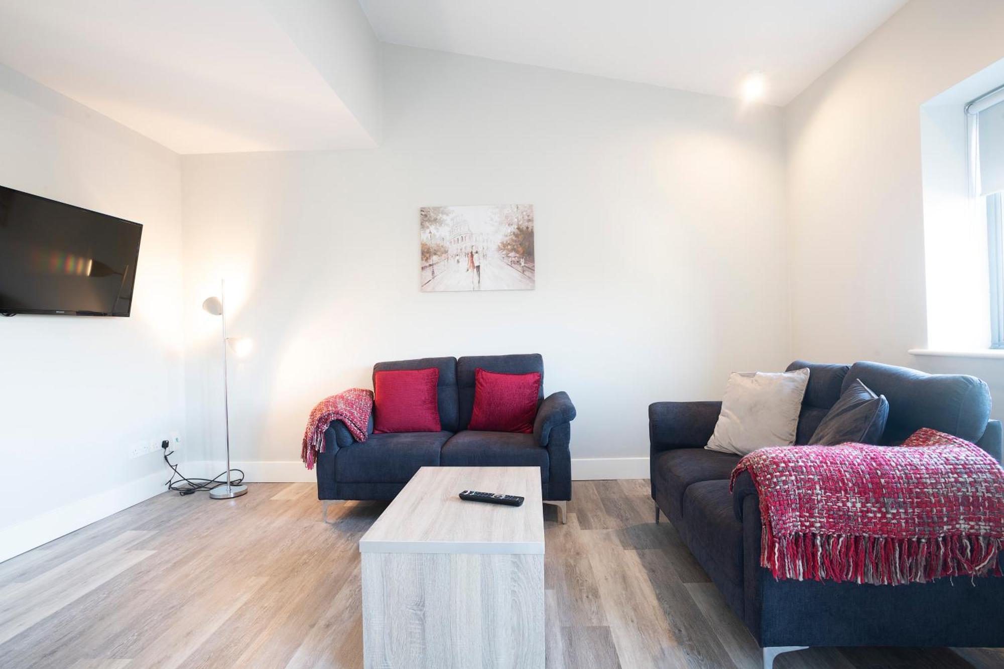 Apartment Three Bedroom - Edward Square