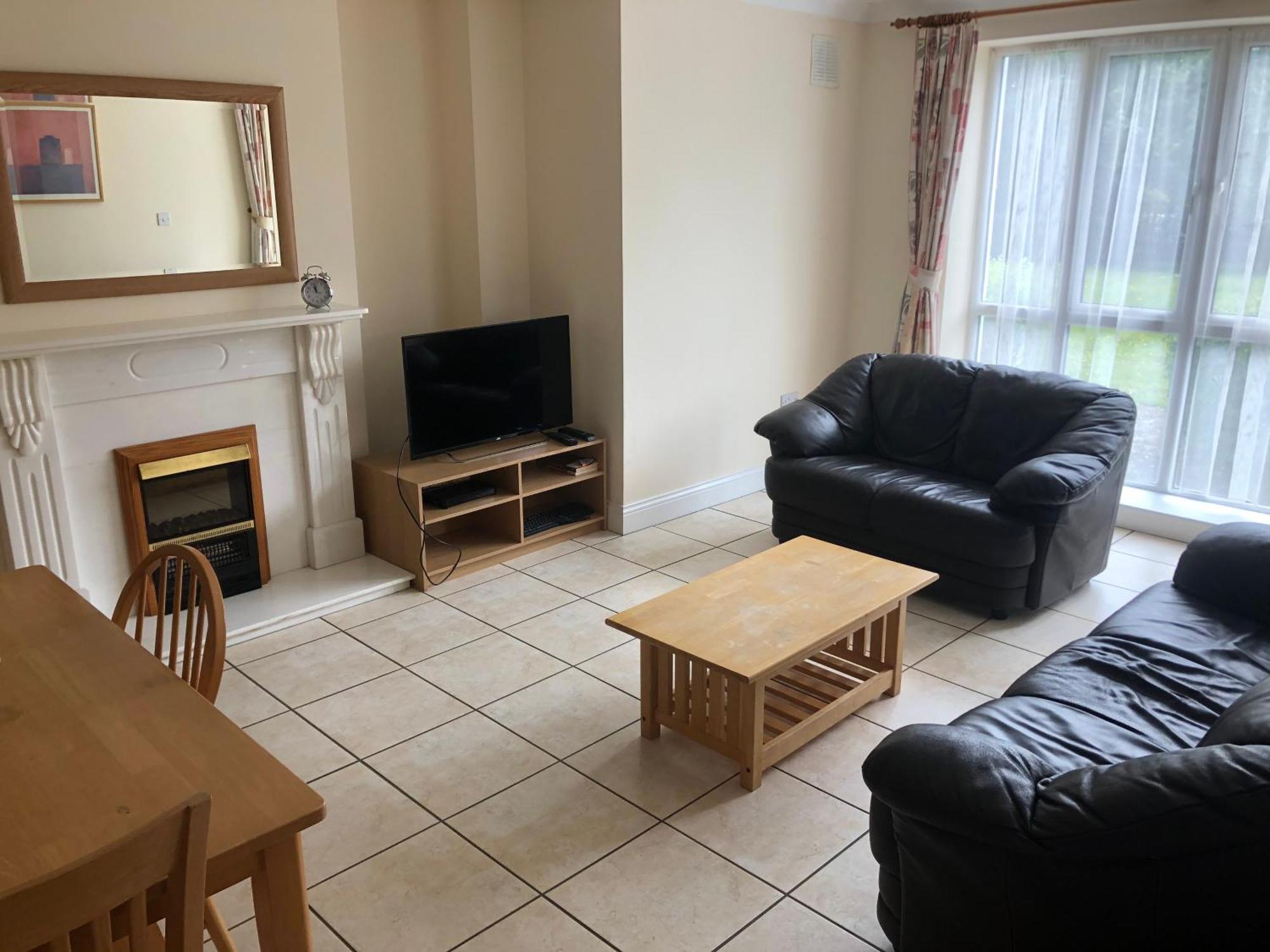 Galway City Apartments - Headford Raod Apartment *