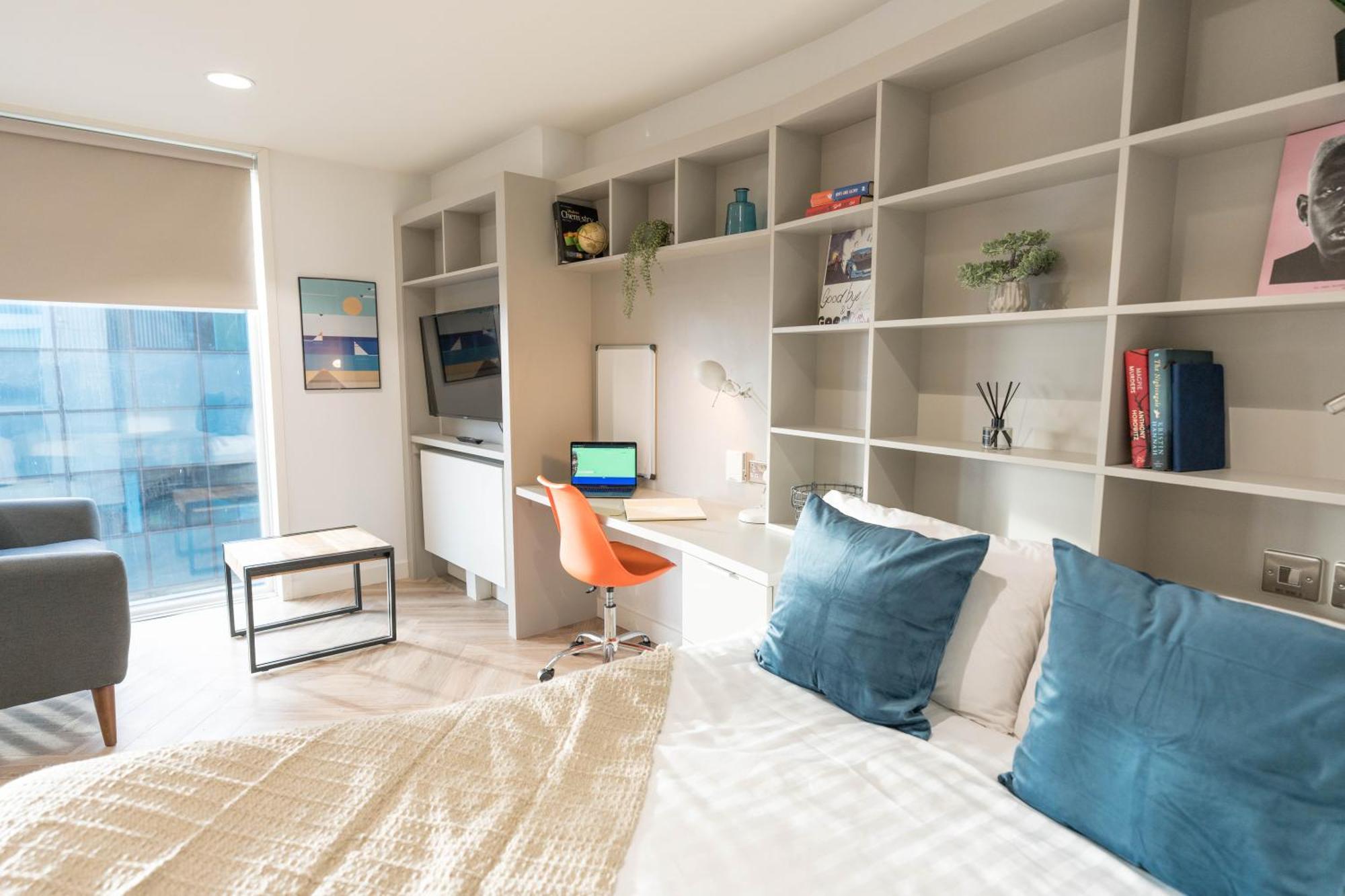 Hotel Hideaway