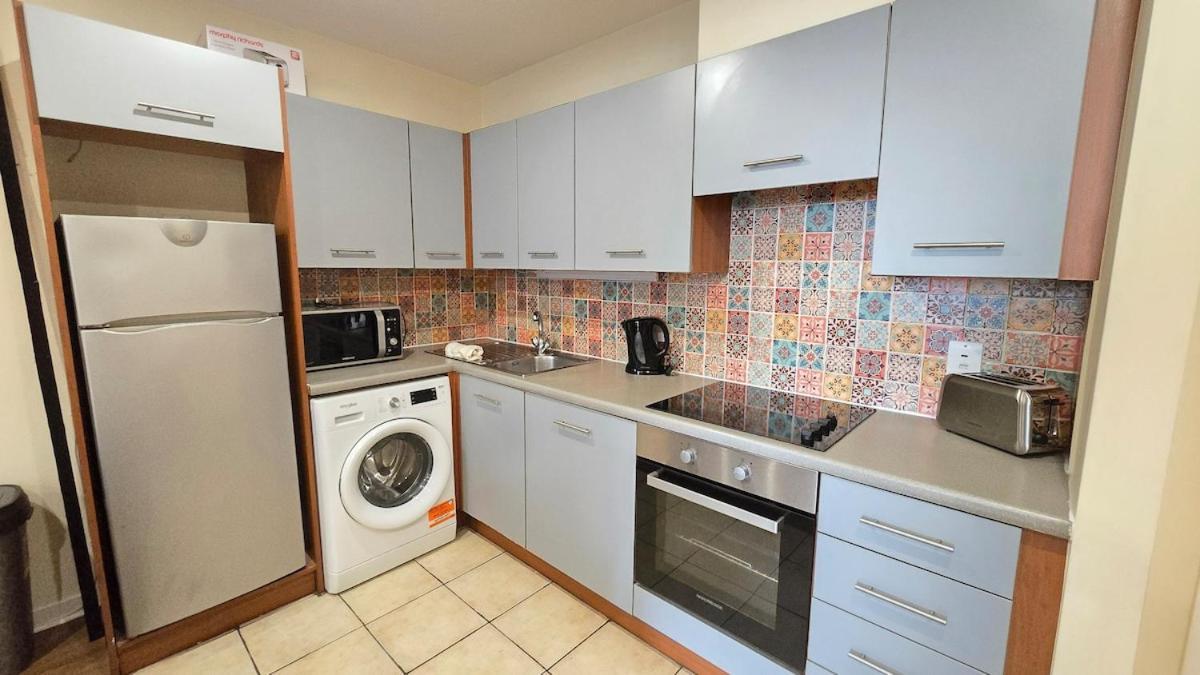 Charming Newly Renovated 2 Bed With Free Parking Apartment Galway