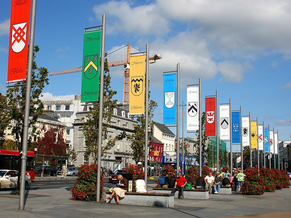 Flannery's Hotel Galway