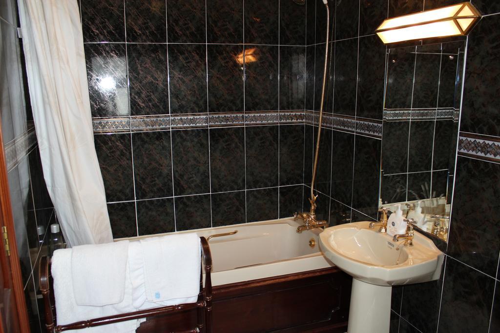 Bed & Breakfast Bohola House *