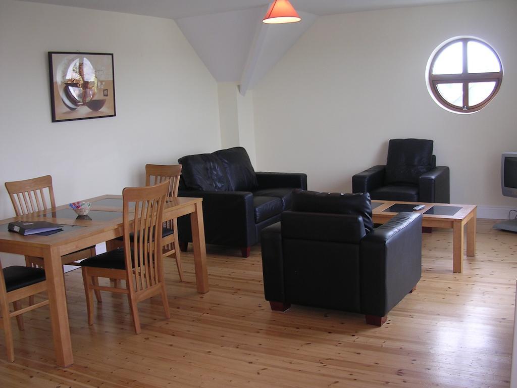 Aparthotel Donegan Court 3*