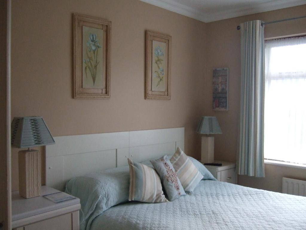 Sunnymeade Accommodation With Sea View Galway