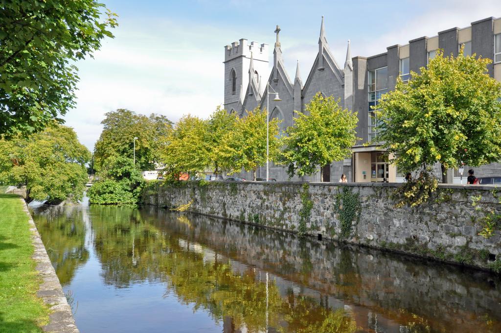 7 Earls Island Galway