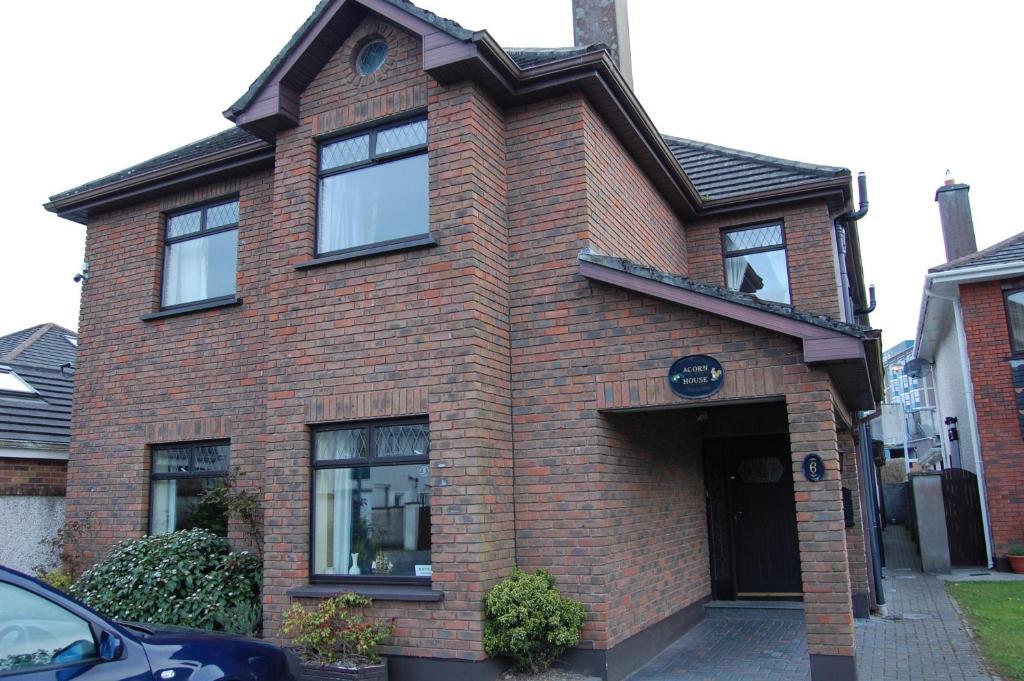 Bed & Breakfast Acorn House