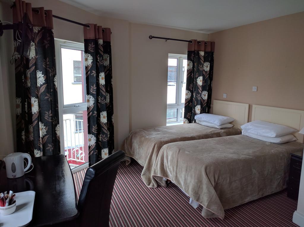 Arms Inn 3*
