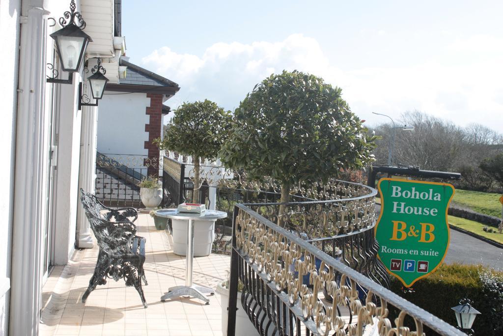 Bohola House Bed & Breakfast *