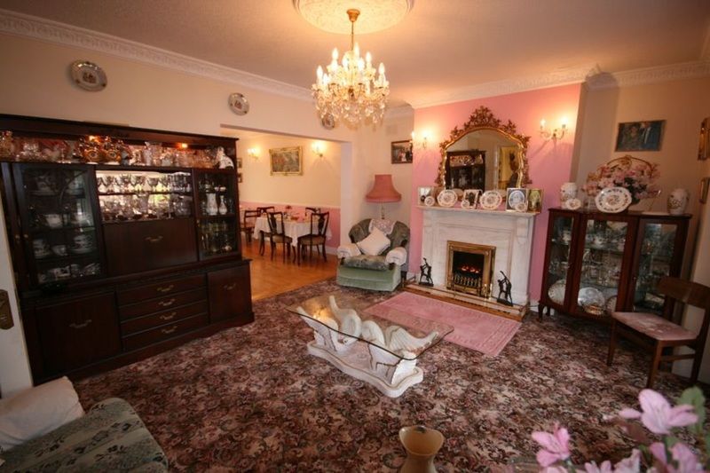 Maple House Bed & Breakfast
