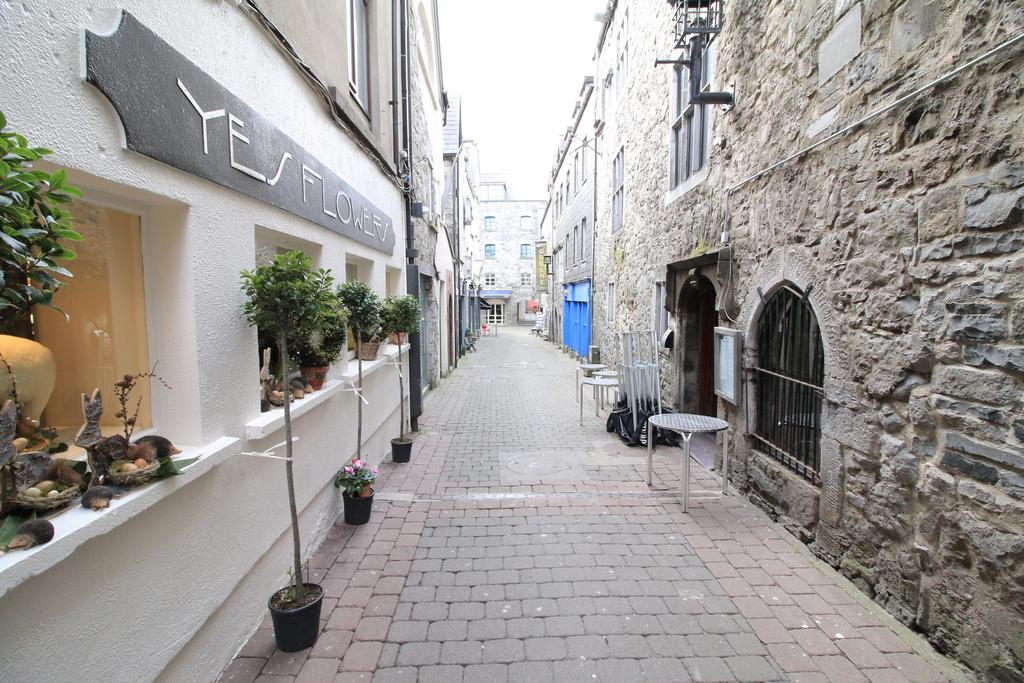 Kirwans Lane * Galway