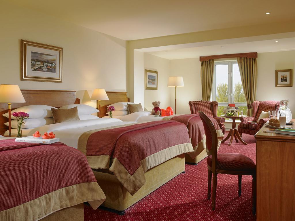 Bay Conference & Leisure Centre Hotel 4*