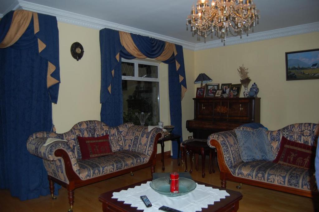 Bed & Breakfast Acorn House 4*