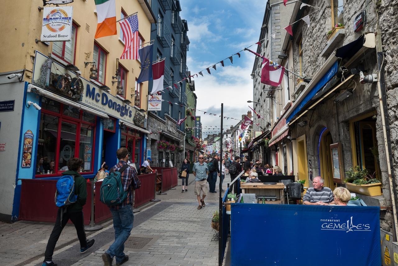 Most Photographed Street In Ireland-best Location Galway