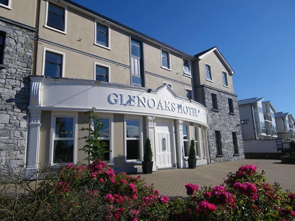 Hotel Glen Oaks 2*