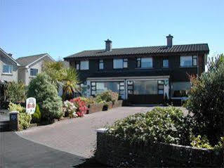Ross House 3*