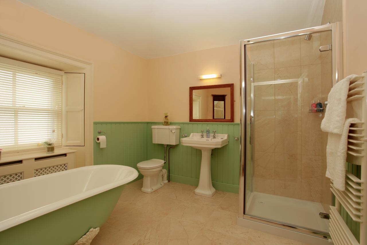 Corrib House Guest 4* Galway