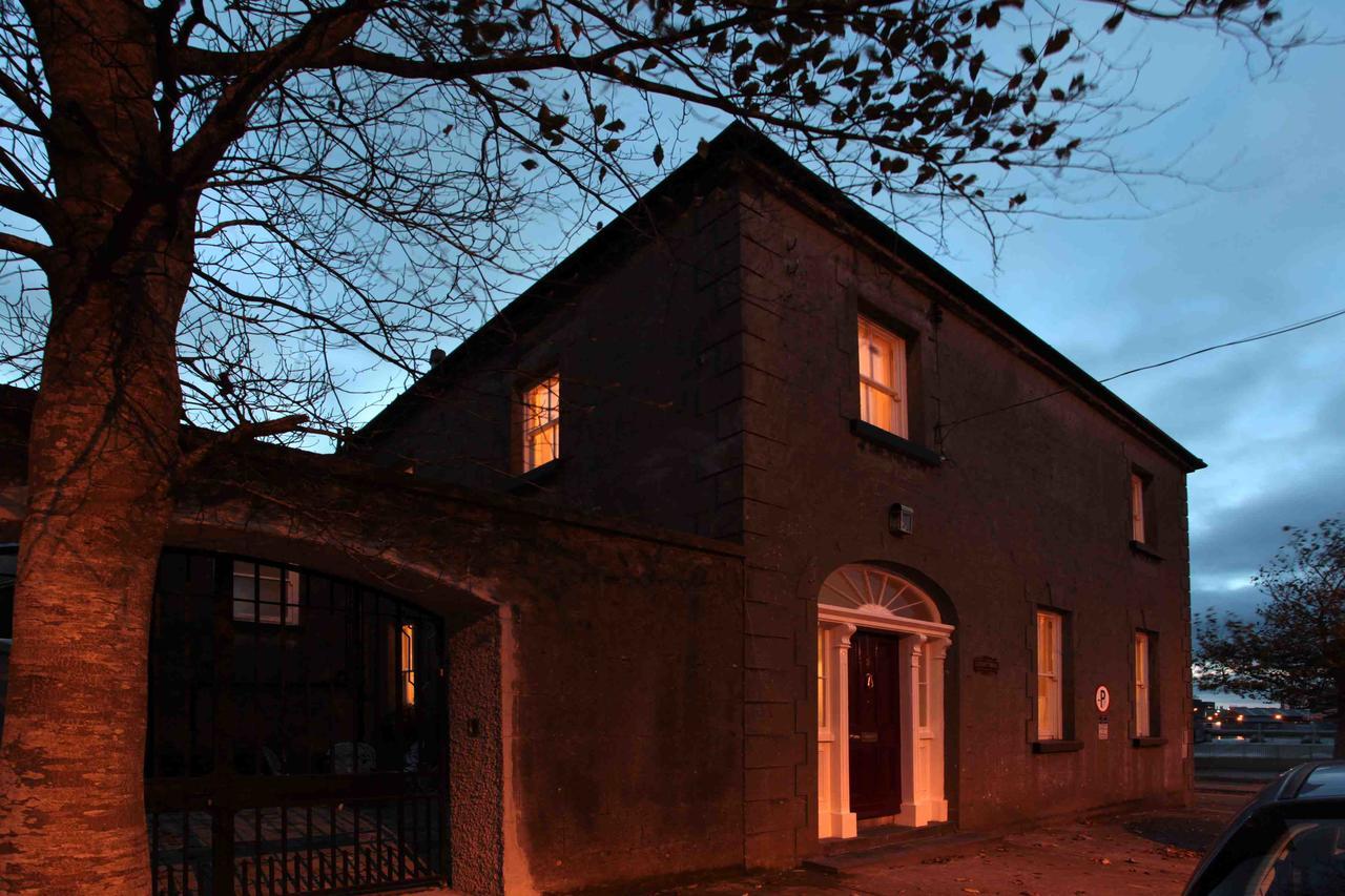 Corrib House Guest Bed & Breakfast