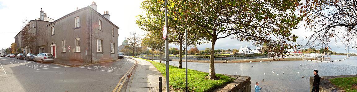Corrib House Guest Bed & Breakfast Galway