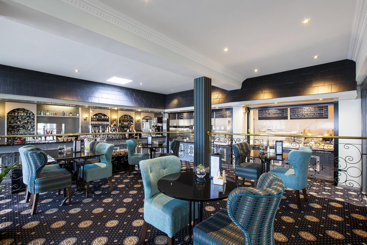 Flannery's 3* Galway