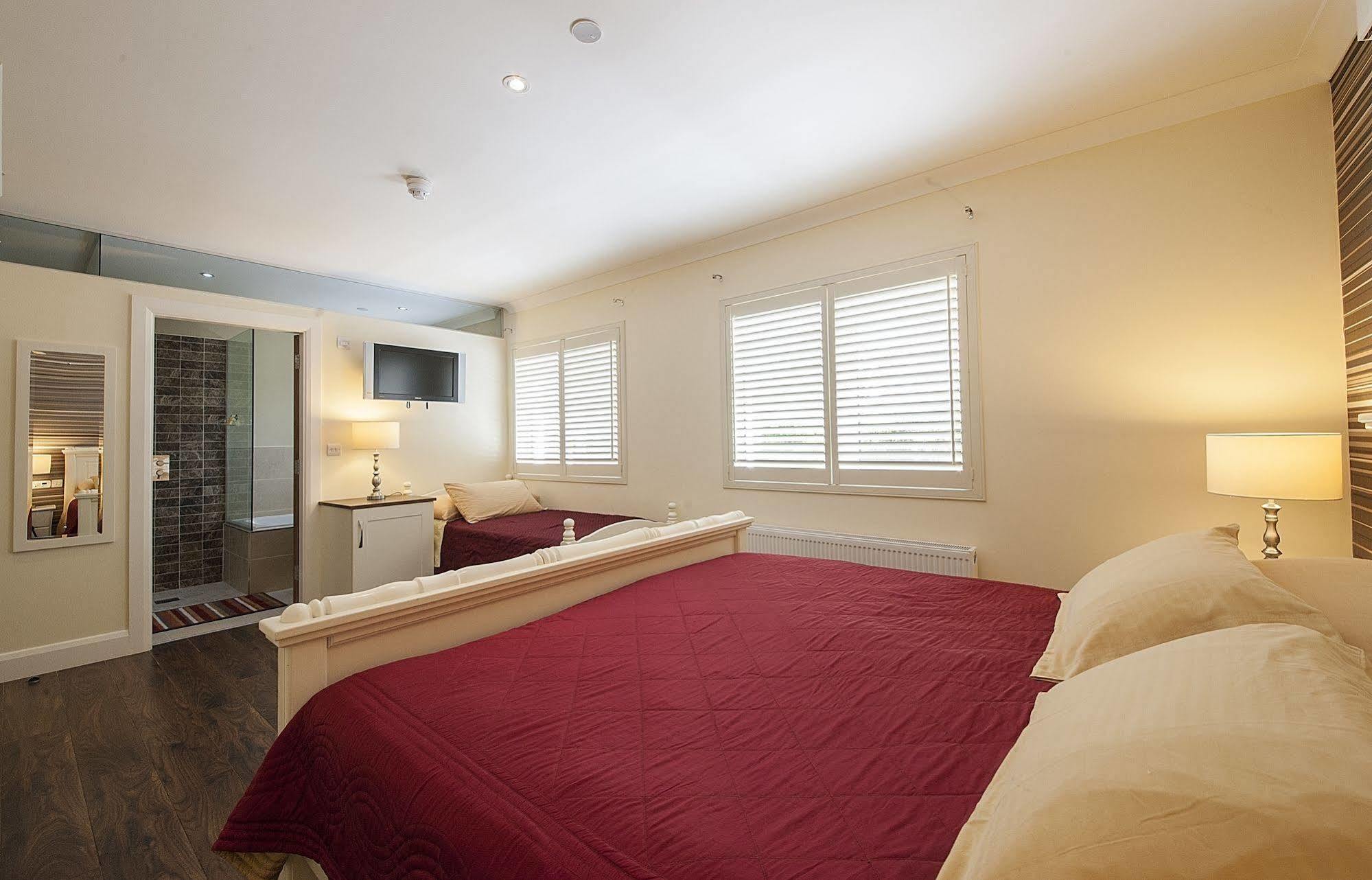 Sea Breeze Bed & Breakfast