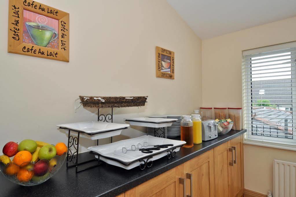 Amber Lodge Budget Accommodation 3*