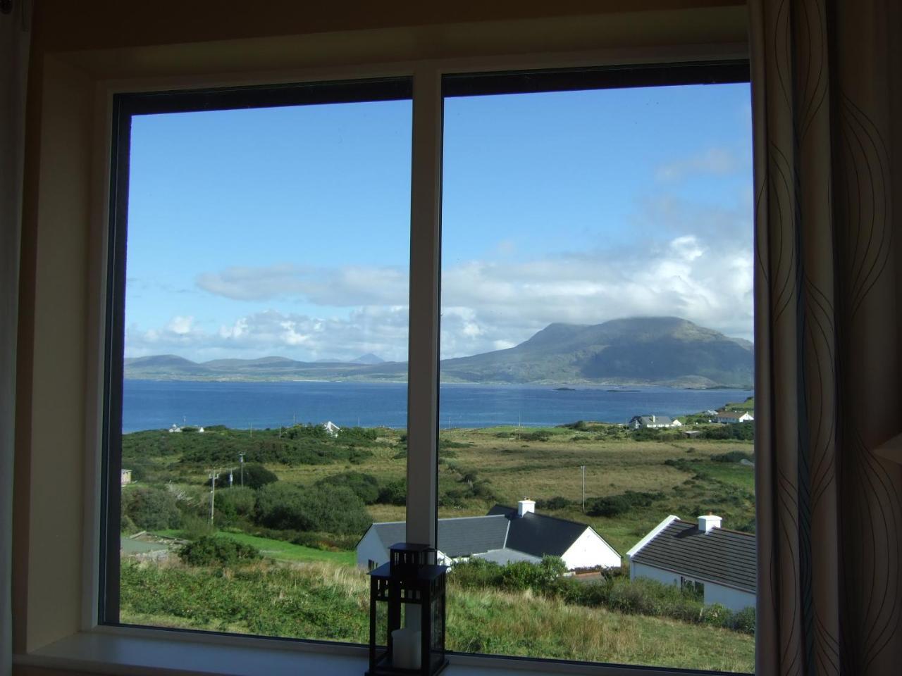 Sunnymeade Tully Holiday home