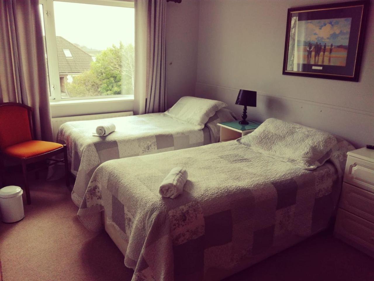 Amber Lodge Budget Accommodation 3* Galway