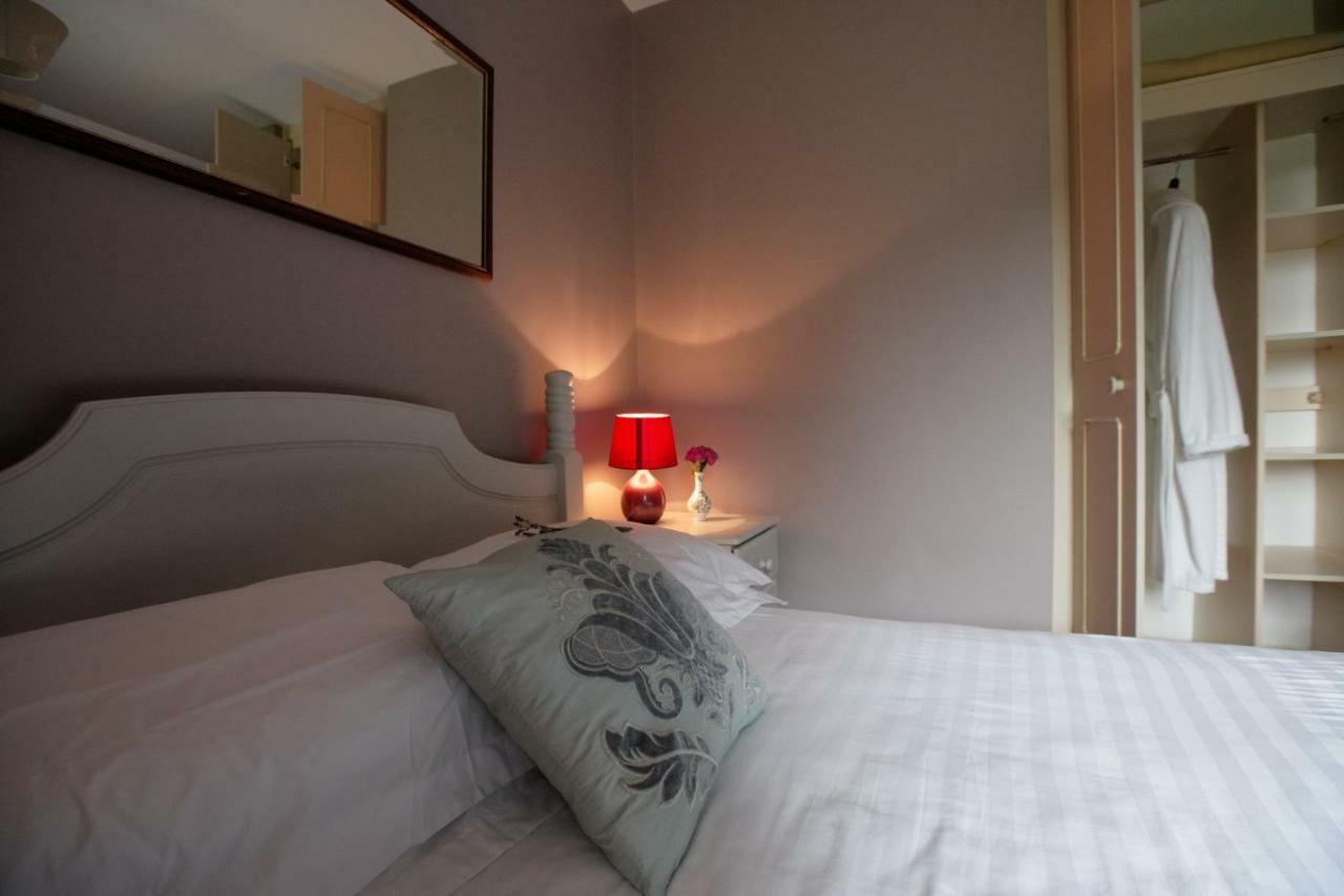 Bed & Breakfast Abbey View