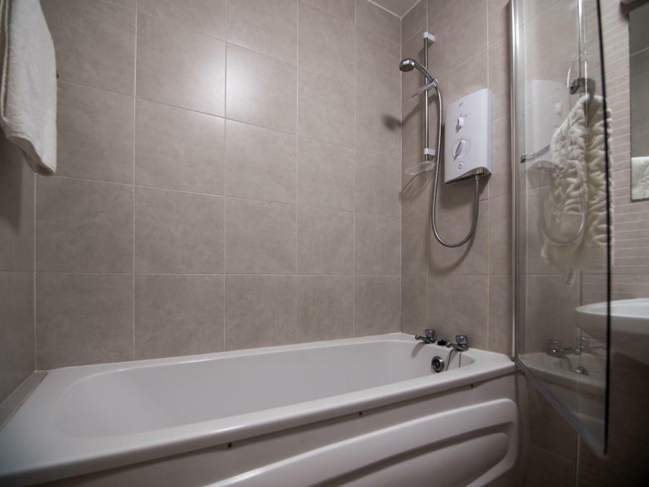 Aparthotel Donegan Court 3*
