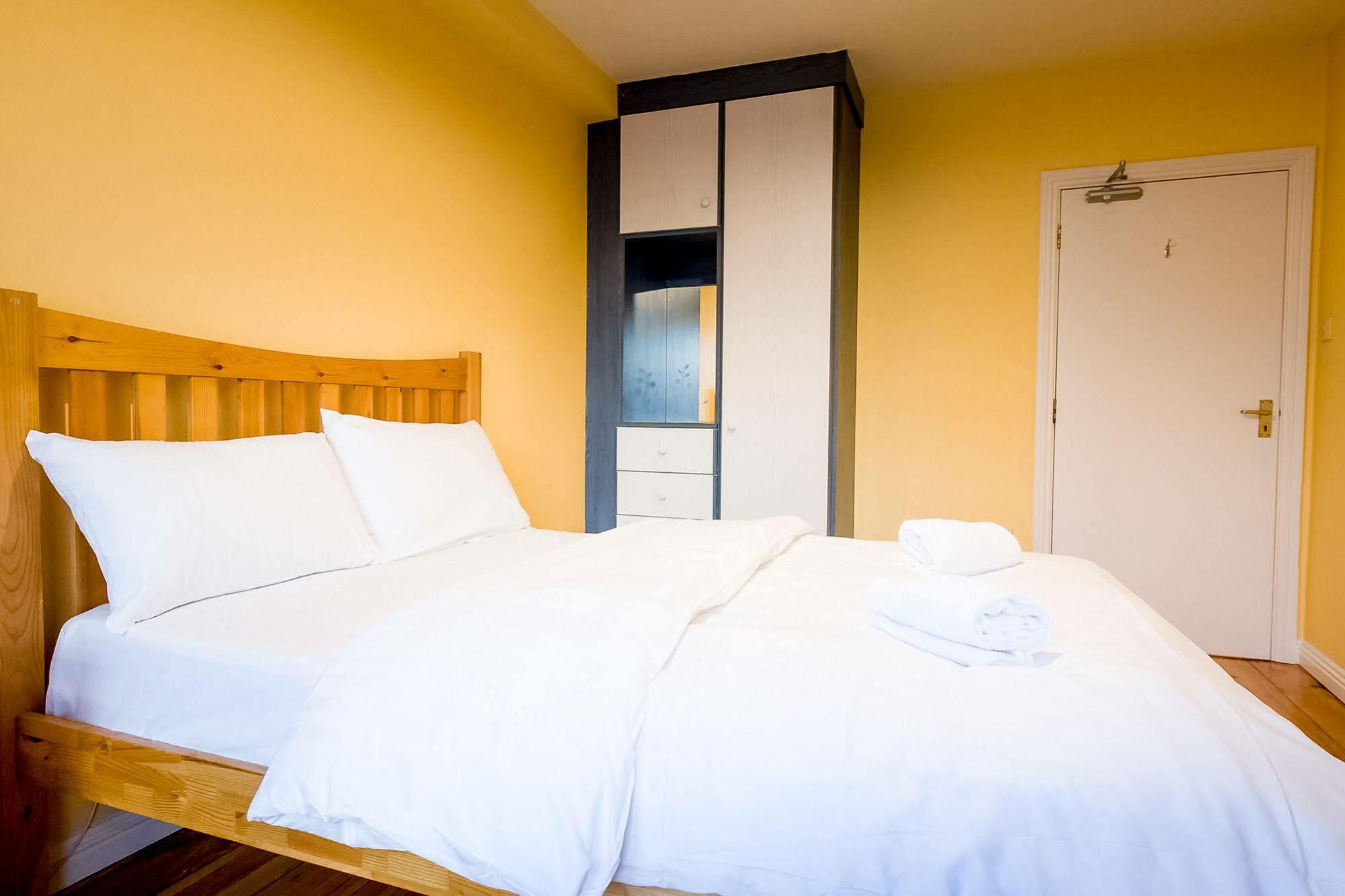 Westend Apartment *