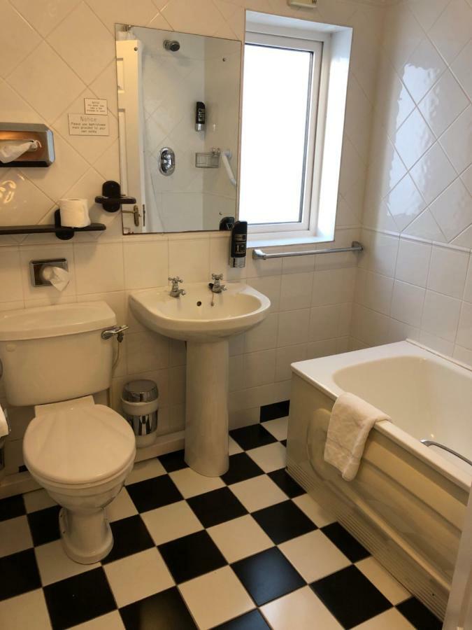 Amber Hill Bed & Breakfast 3*