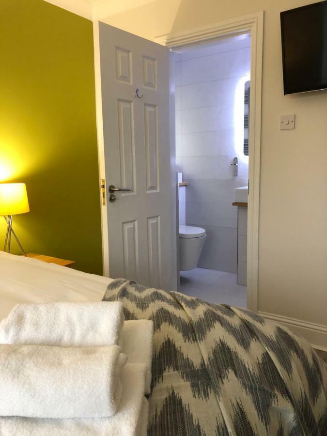 Amber Heights Bed & Breakfast 3*