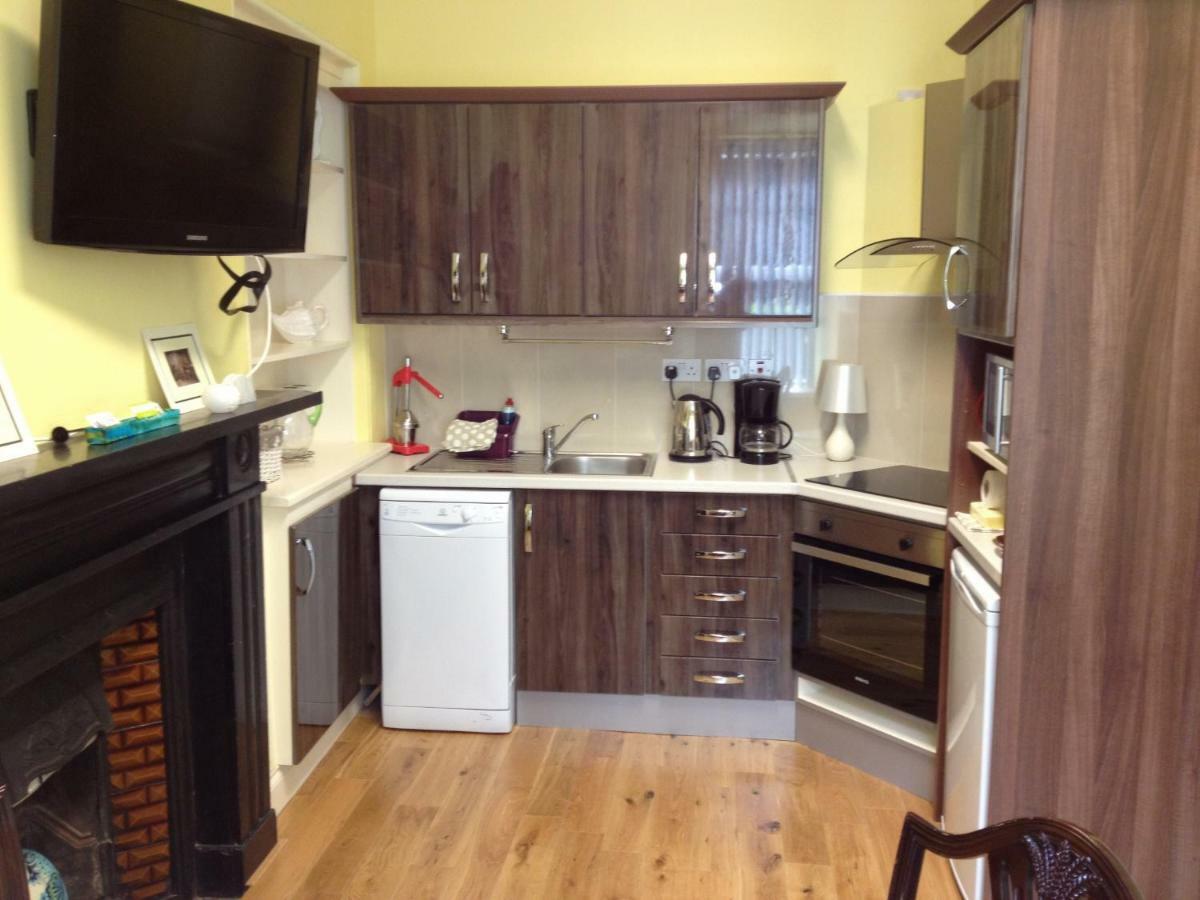 Silver Crescent House & Apts Vacation City Ireland * Galway