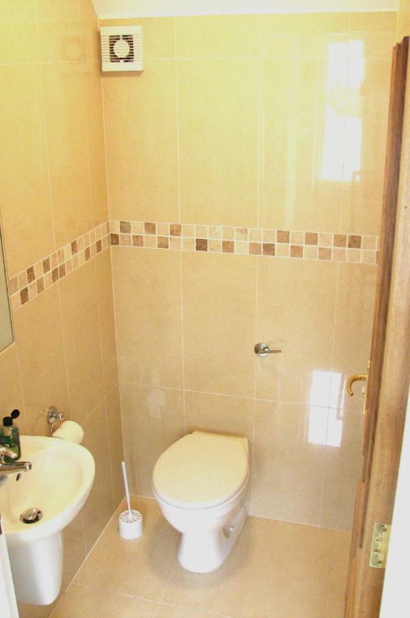 Silver Crescent House & Apts Vacation City Ireland Apartment Galway