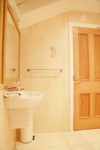 Silver Crescent House & Apts Vacation City Ireland Apartment Galway