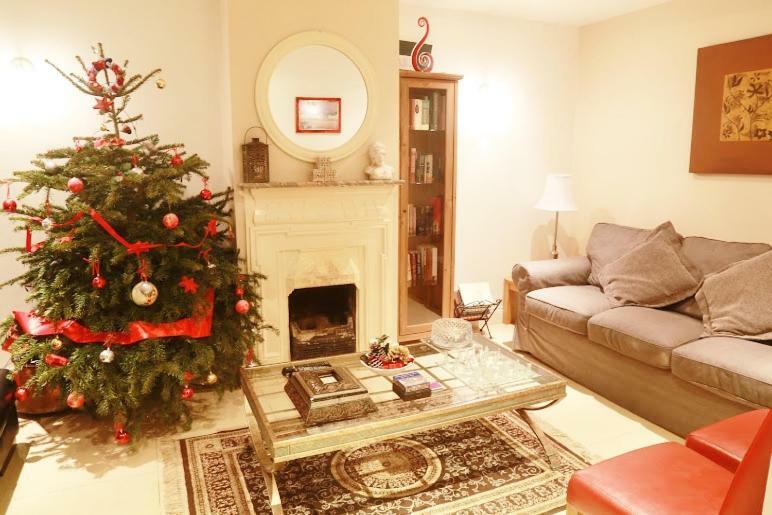 Silver Crescent House & Apts Vacation City Ireland Galway