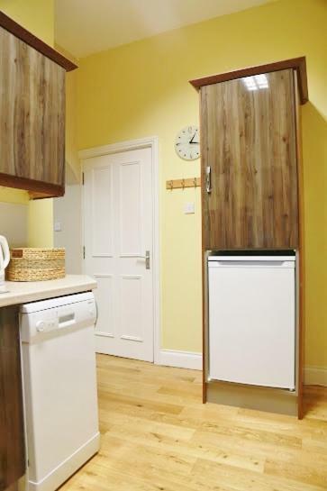 Silver Crescent House & Apts Vacation City Ireland Galway