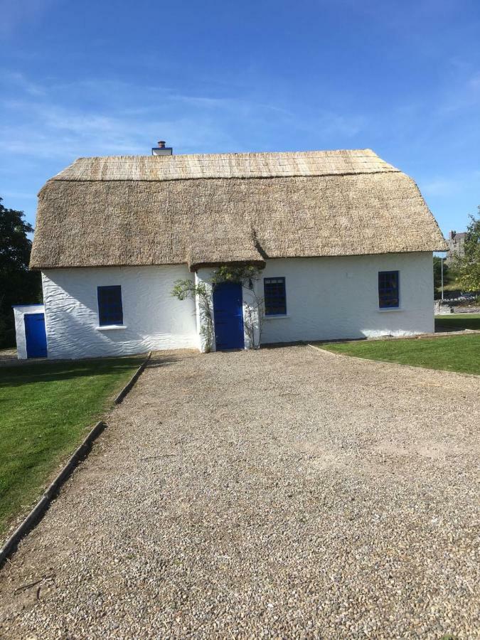 Dunguaire Thatched Holiday home