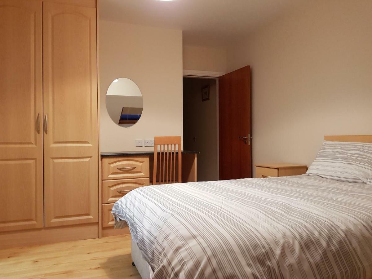 Waterlane Apartment