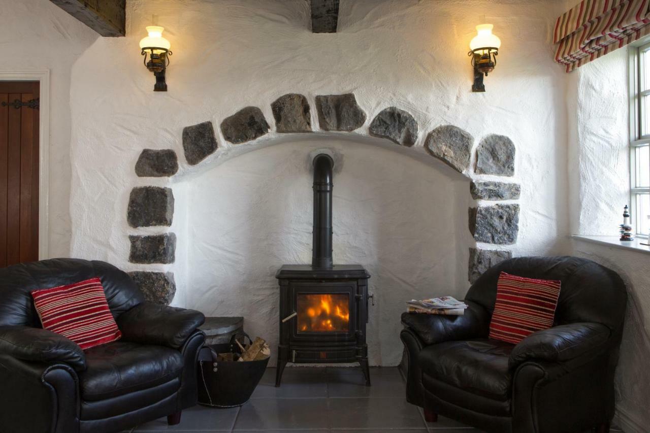 Dunguaire Thatched Galway