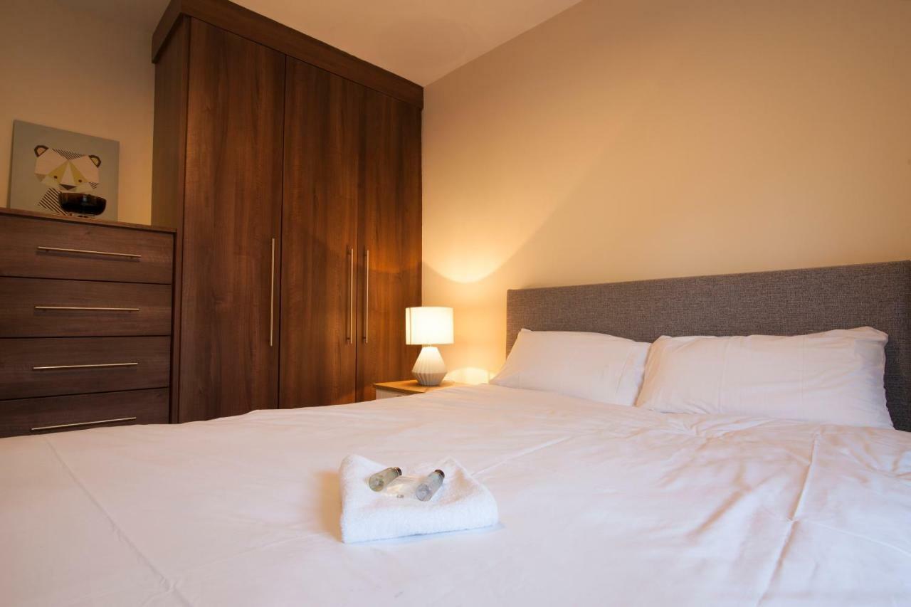 Gentian By The Sea Side In Salthill Apartment *